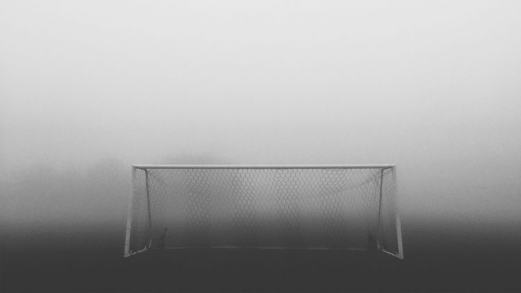 goal-posts-mist.jpg#asset:2244:articleTr